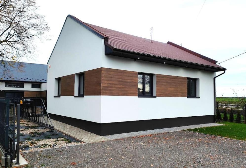 Villa 4 Jawa Ii Tuczempy